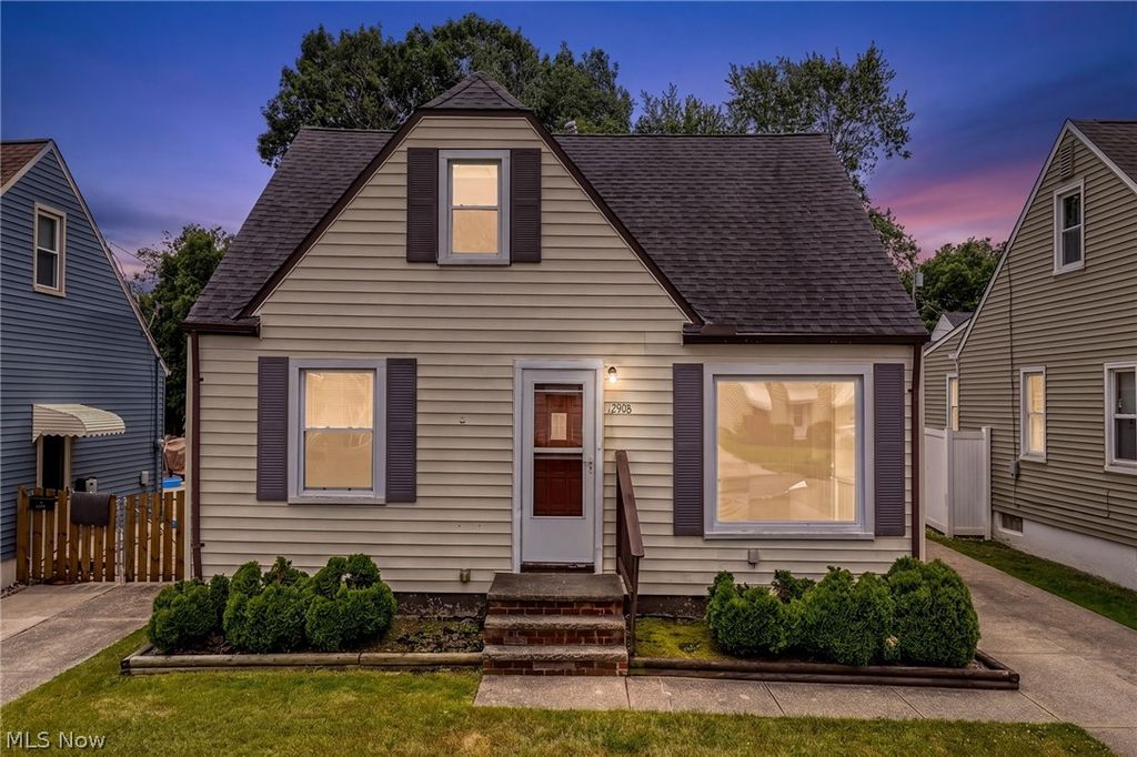 12908 York Boulevard, Garfield Heights, OH 44125