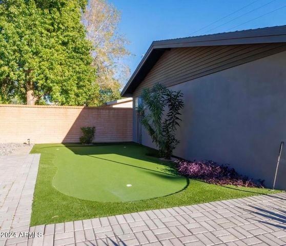 2023 W WINDSOR Avenue, Phoenix, AZ 85009