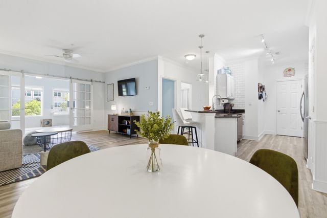 1984 Folly Road A107, Charleston, SC 29412