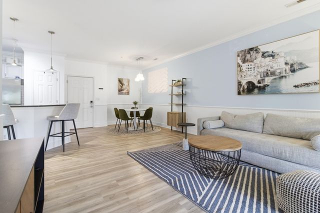 1984 Folly Road A107, Charleston, SC 29412