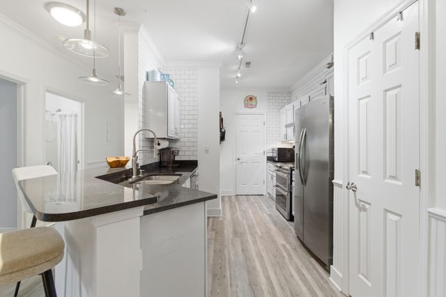1984 Folly Road A107, Charleston, SC 29412