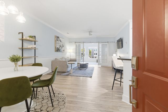 1984 Folly Road A107, Charleston, SC 29412