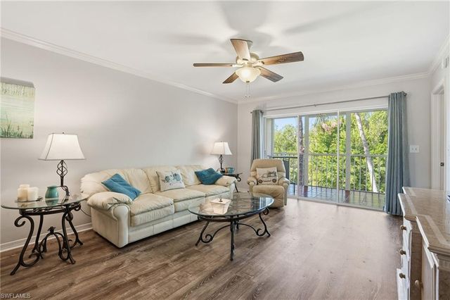 3021 Sandpiper Bay CIR # E202, Naples, FL 34112