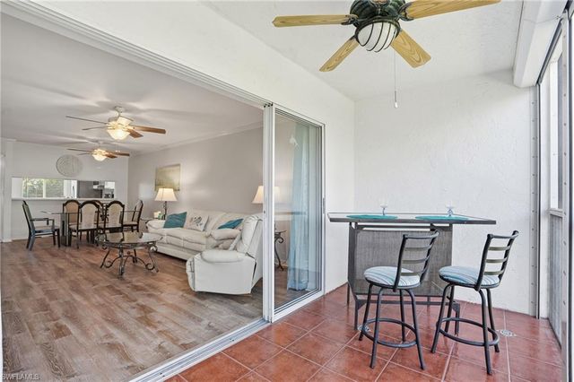 3021 Sandpiper Bay CIR # E202, Naples, FL 34112