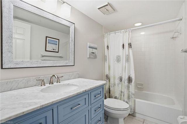 3021 Sandpiper Bay CIR # E202, Naples, FL 34112