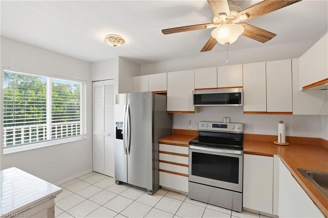 3021 Sandpiper Bay CIR # E202, Naples, FL 34112