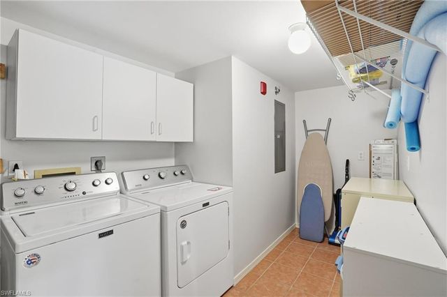 3021 Sandpiper Bay CIR # E202, Naples, FL 34112