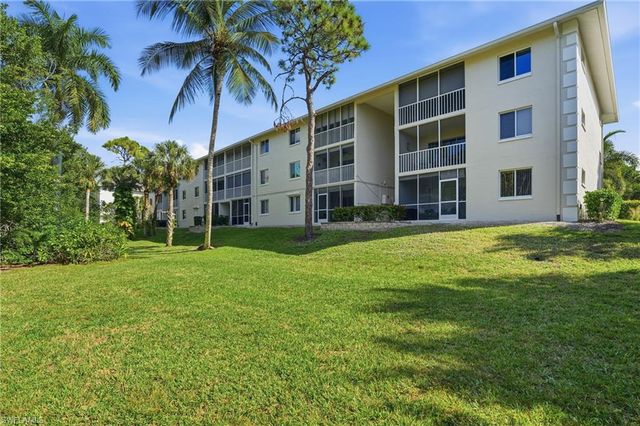 3021 Sandpiper Bay CIR # E202, Naples, FL 34112