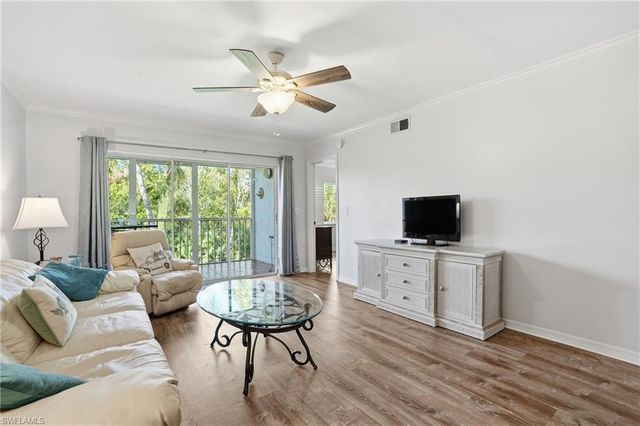 3021 Sandpiper Bay CIR # E202, Naples, FL 34112