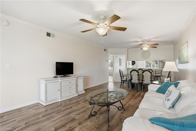 3021 Sandpiper Bay CIR # E202, Naples, FL 34112