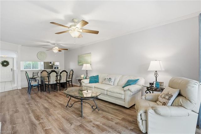 3021 Sandpiper Bay CIR # E202, Naples, FL 34112