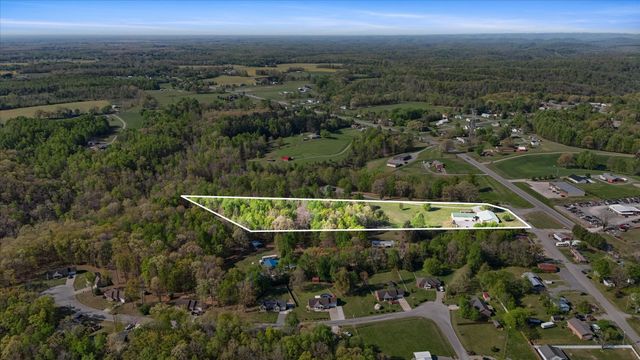 951 Pelham Rd, Woodbury, TN 37190