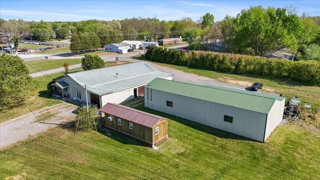 951 Pelham Rd, Woodbury, TN 37190