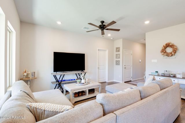 189 Hains Drive, Sunset, LA 70584