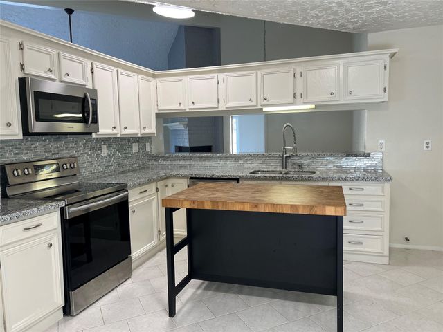 3710 Embarcadero Drive, Houston, TX 77082