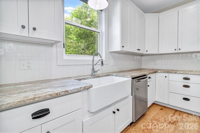 200 Stafford Street, Black Mountain, NC 28711