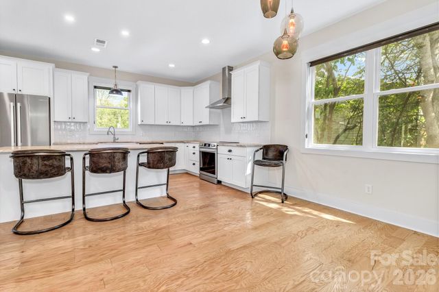 200 Stafford Street, Black Mountain, NC 28711
