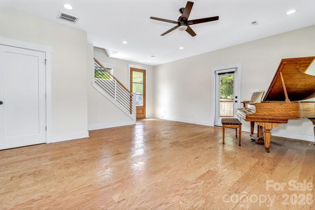 200 Stafford Street, Black Mountain, NC 28711
