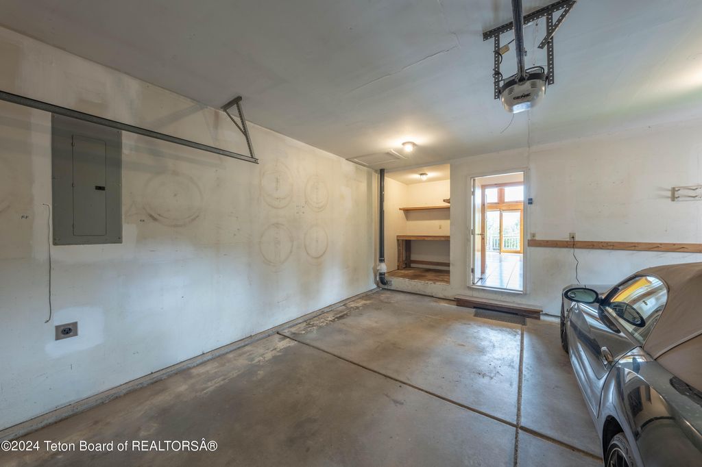 4125 W SILVER SPUR Road, Wilson, WY 83014 photo 30