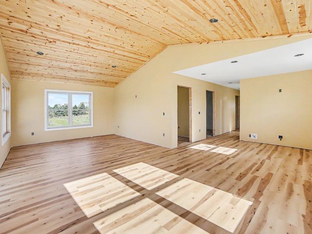 6193 S Pere Marquette Highway, Pentwater, MI 49449