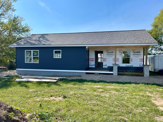 6193 S Pere Marquette Highway, Pentwater, MI 49449