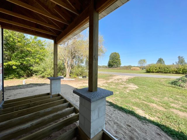 6193 S Pere Marquette Highway, Pentwater, MI 49449