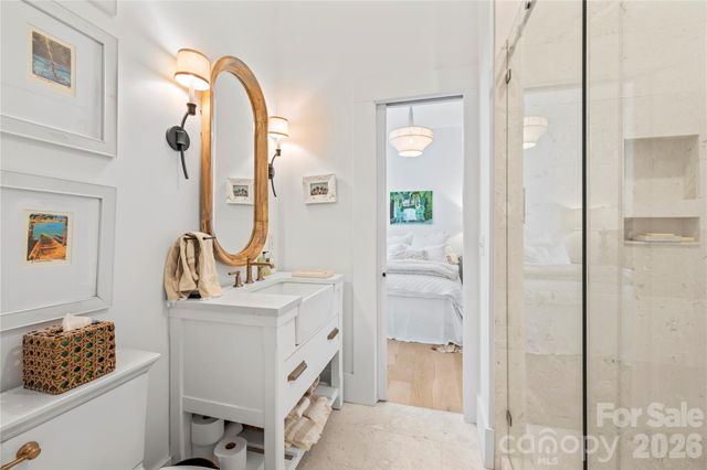 24 Waverly Road, Asheville, NC 28803