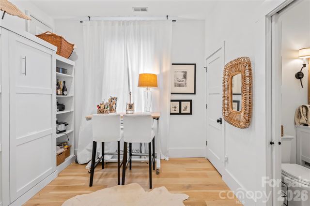 24 Waverly Road, Asheville, NC 28803