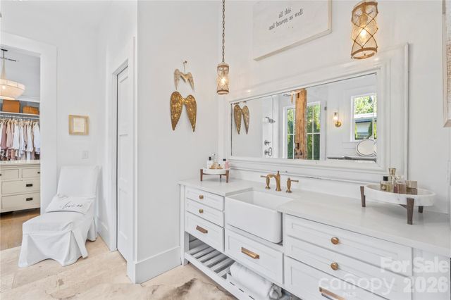 24 Waverly Road, Asheville, NC 28803