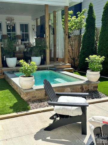 24 Waverly Road, Asheville, NC 28803