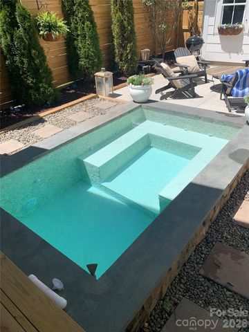 24 Waverly Road, Asheville, NC 28803