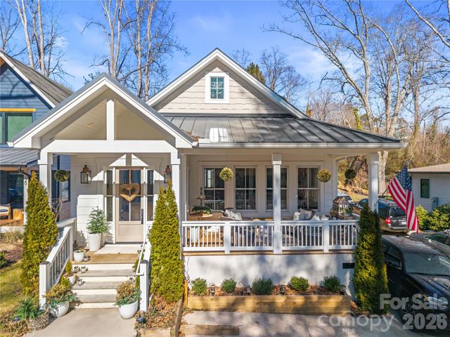 24 Waverly Road, Asheville, NC 28803
