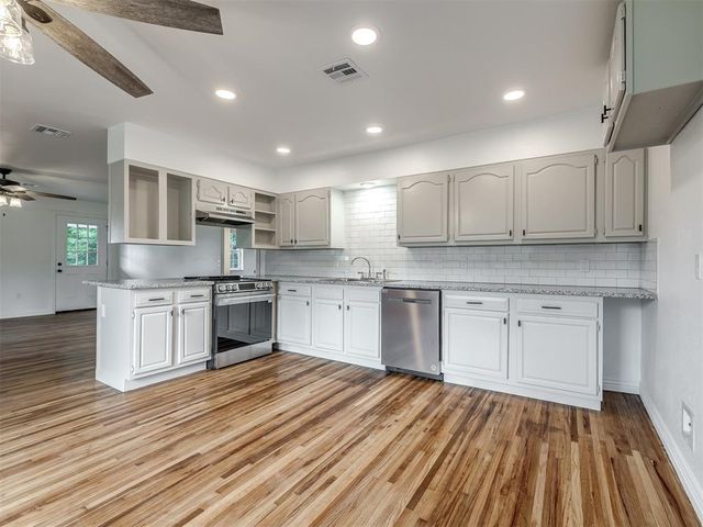 2419 Brewer Street, Choctaw, OK 73020