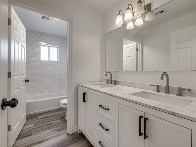 2419 Brewer Street, Choctaw, OK 73020