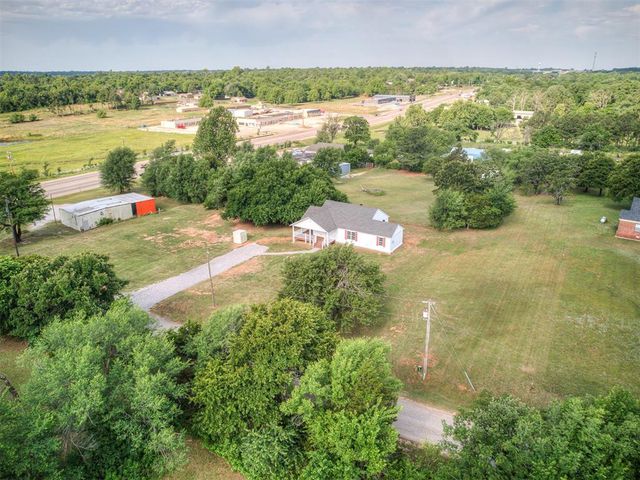 2419 Brewer Street, Choctaw, OK 73020