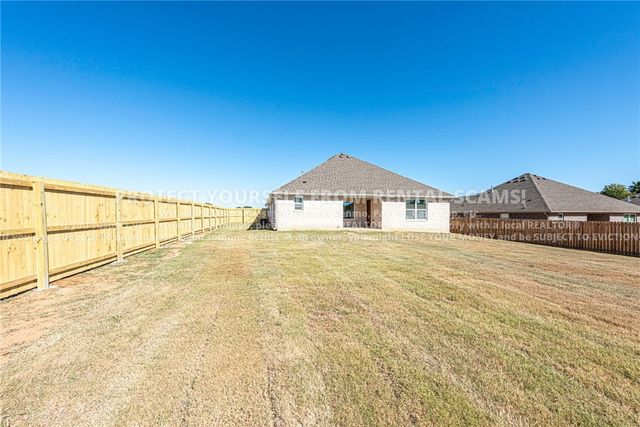 51 W Pitts Street, Farmington, AR 72730