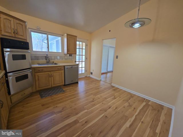 1615 LADD ST, Silver Spring, MD 20902