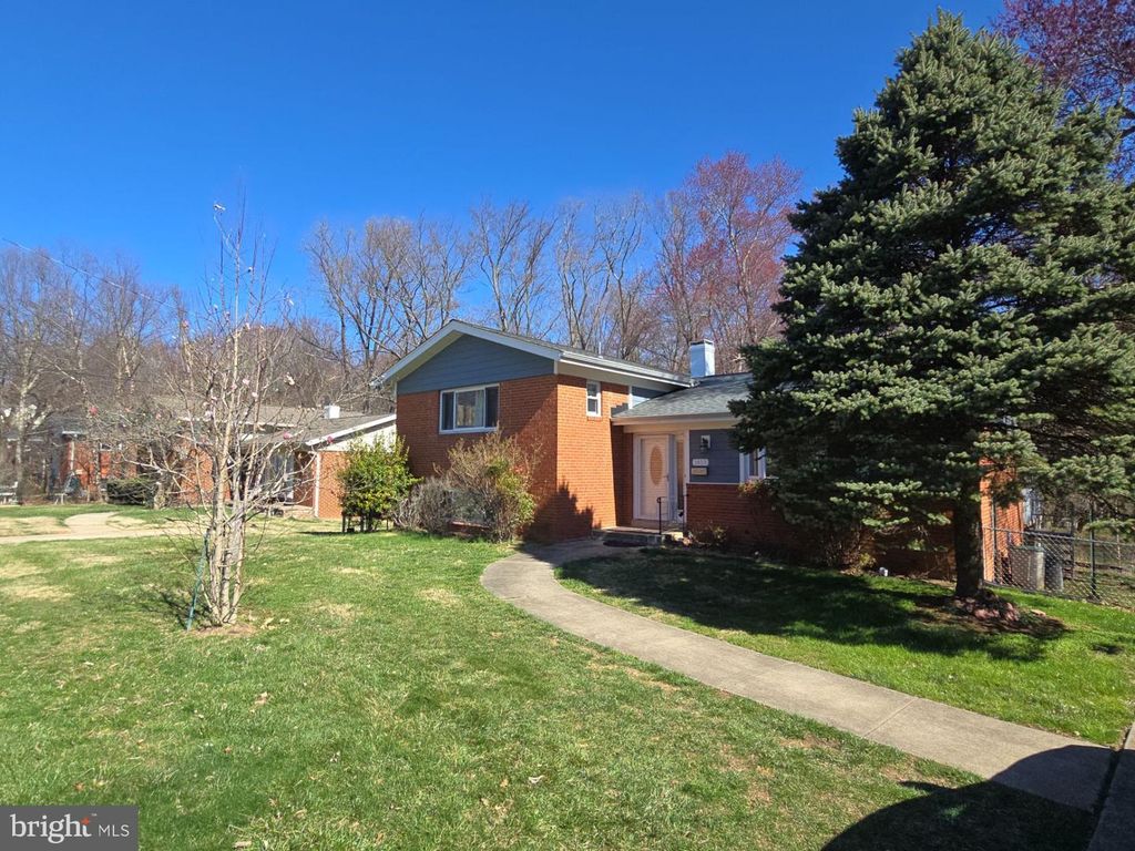 1615 LADD ST, Silver Spring, MD 20902