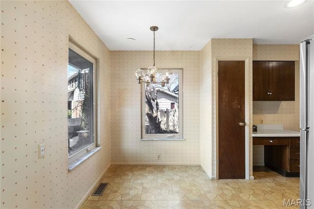 313 Providence Road, Ballwin, MO 63011