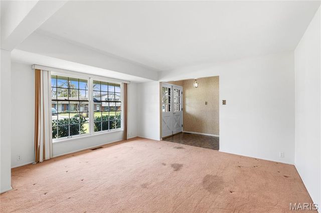 313 Providence Road, Ballwin, MO 63011