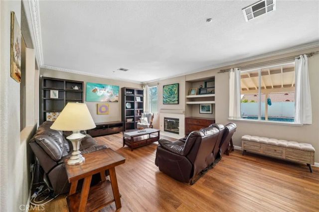 7778 Centro Vis, Highland, CA 92346