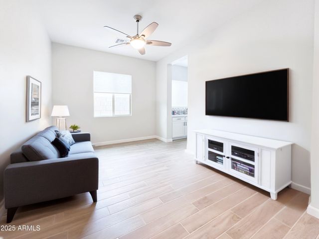 9533 E SOLINA Avenue, Mesa, AZ 85212