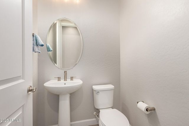 9533 E SOLINA Avenue, Mesa, AZ 85212