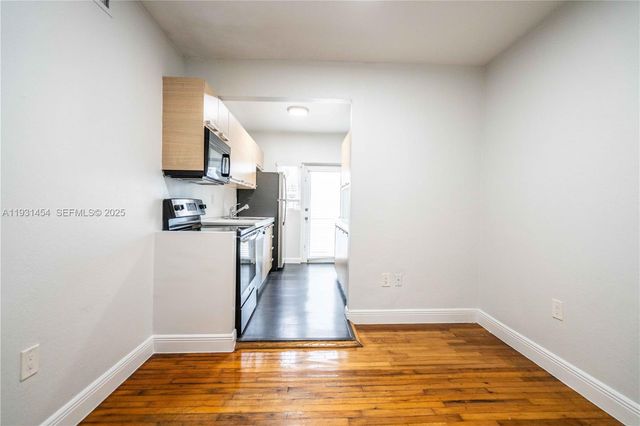 1007 Bay Dr 205, Miami Beach, FL 33141