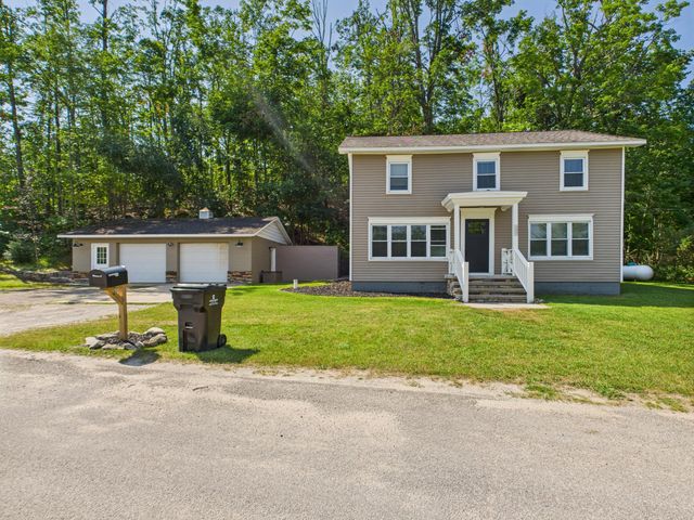 680 Sparr Road, Gaylord, MI 49735