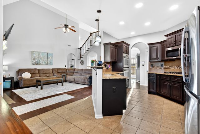 3105 Randle Brothers Ln, Clarksville, TN 37043