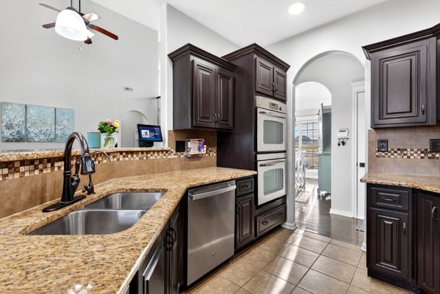 3105 Randle Brothers Ln, Clarksville, TN 37043