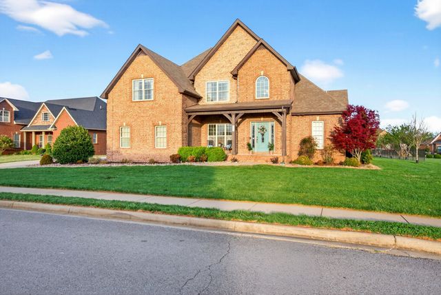 3105 Randle Brothers Ln, Clarksville, TN 37043