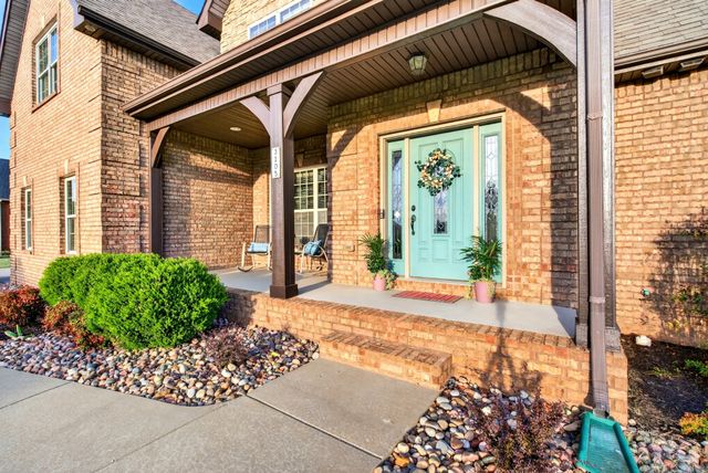 3105 Randle Brothers Ln, Clarksville, TN 37043