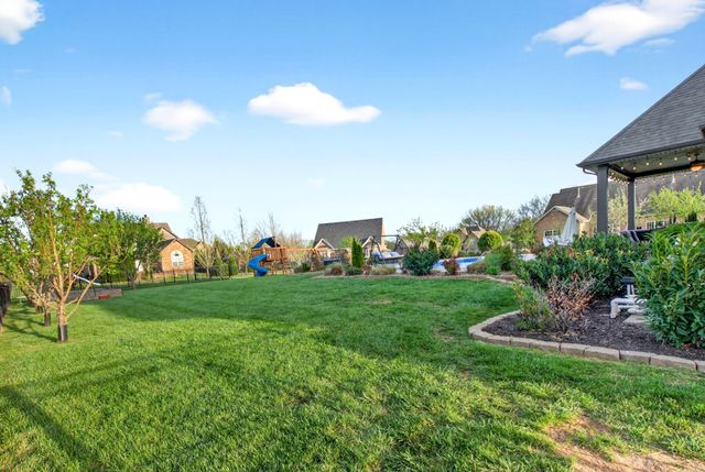 3105 Randle Brothers Ln, Clarksville, TN 37043